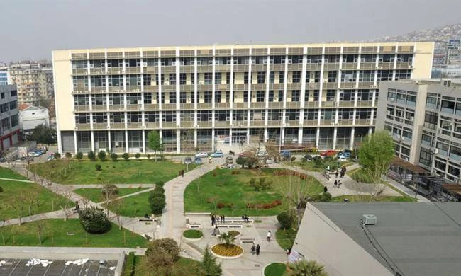 Θεσσαλονίκη: Συλλήψεις σε ΑΠΘ και Ροτόντα για ναρκωτικά